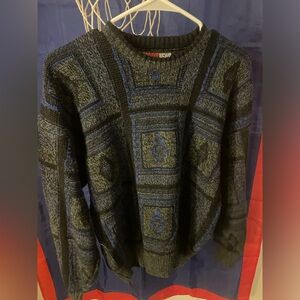 TodaysNews sweater blue and black